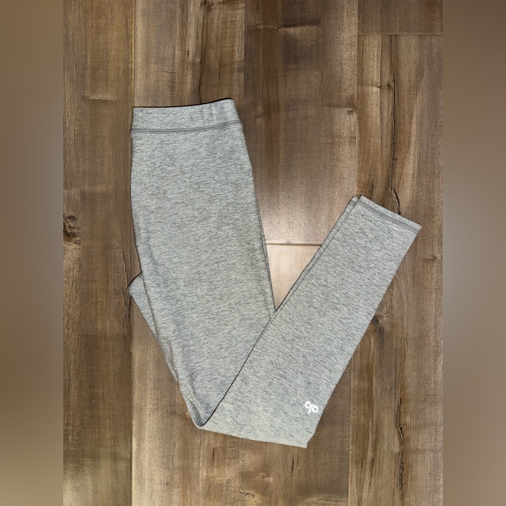 ALO Yoga Light Gray Leggings